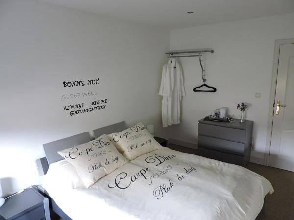 B&B Carpe Diem # Linea Maaseik Kültér fotó
